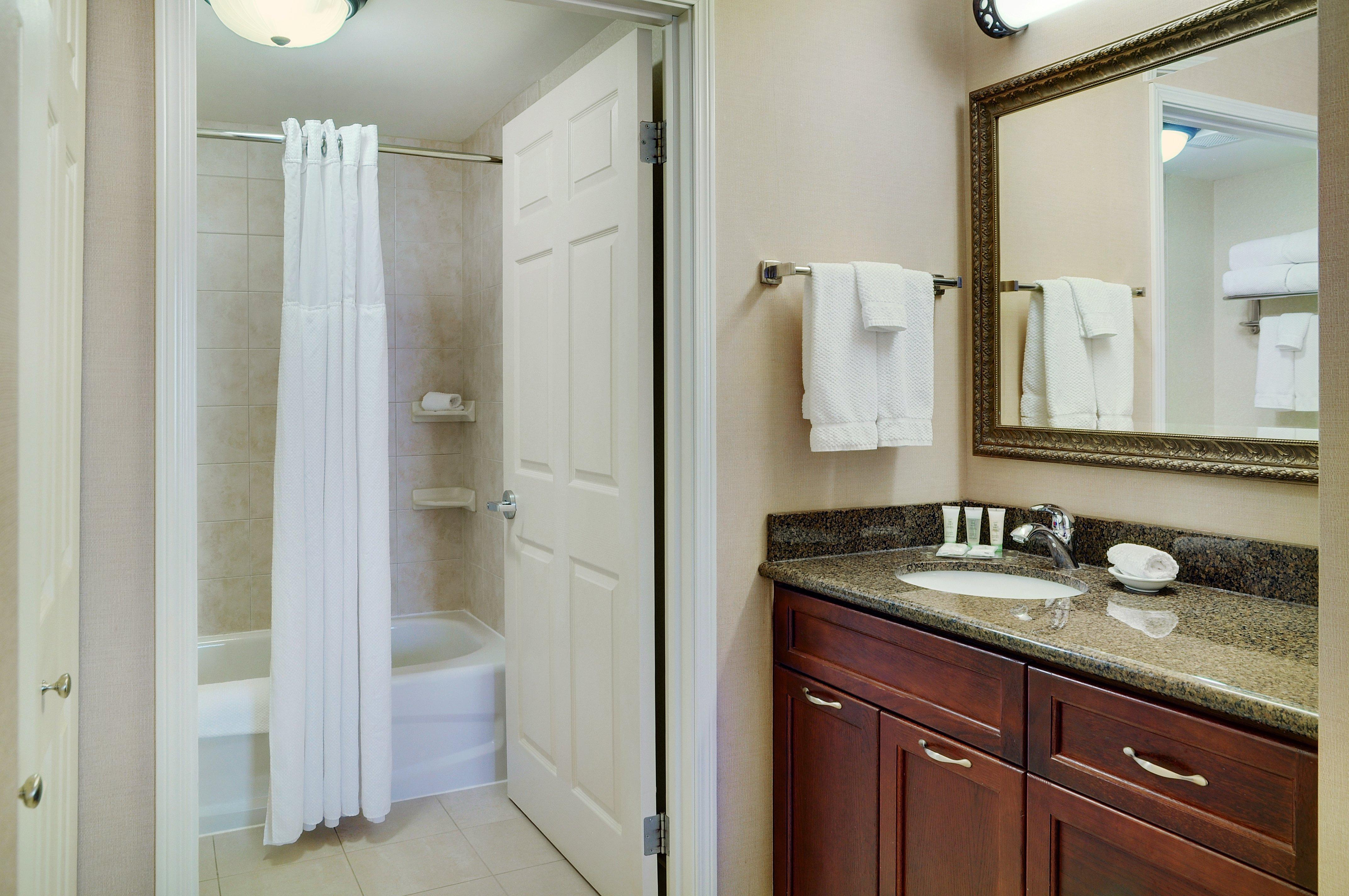 Staybridge Suites Oakville Burlington By Ihg Esterno foto