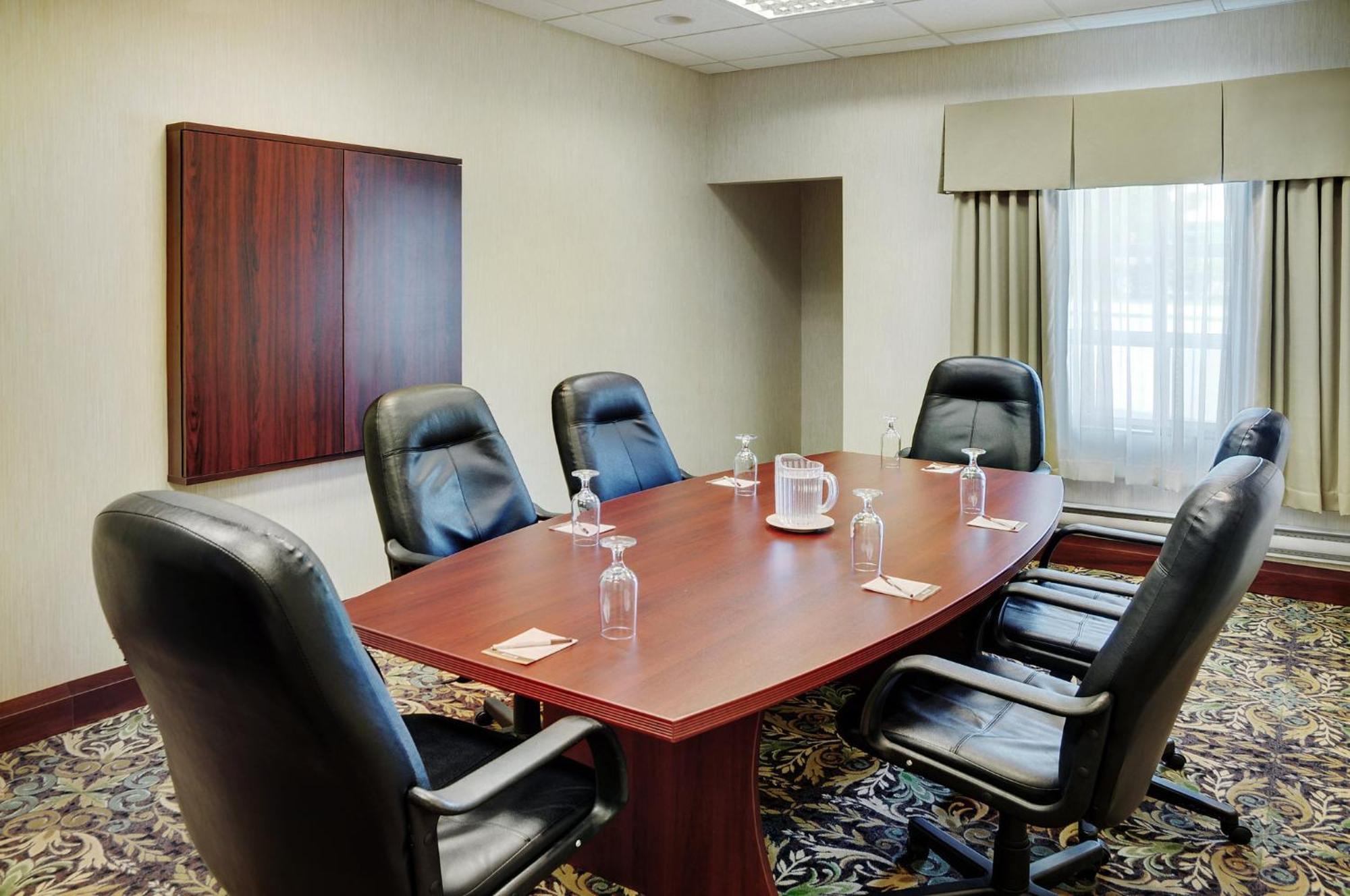 Staybridge Suites Oakville Burlington By Ihg Esterno foto