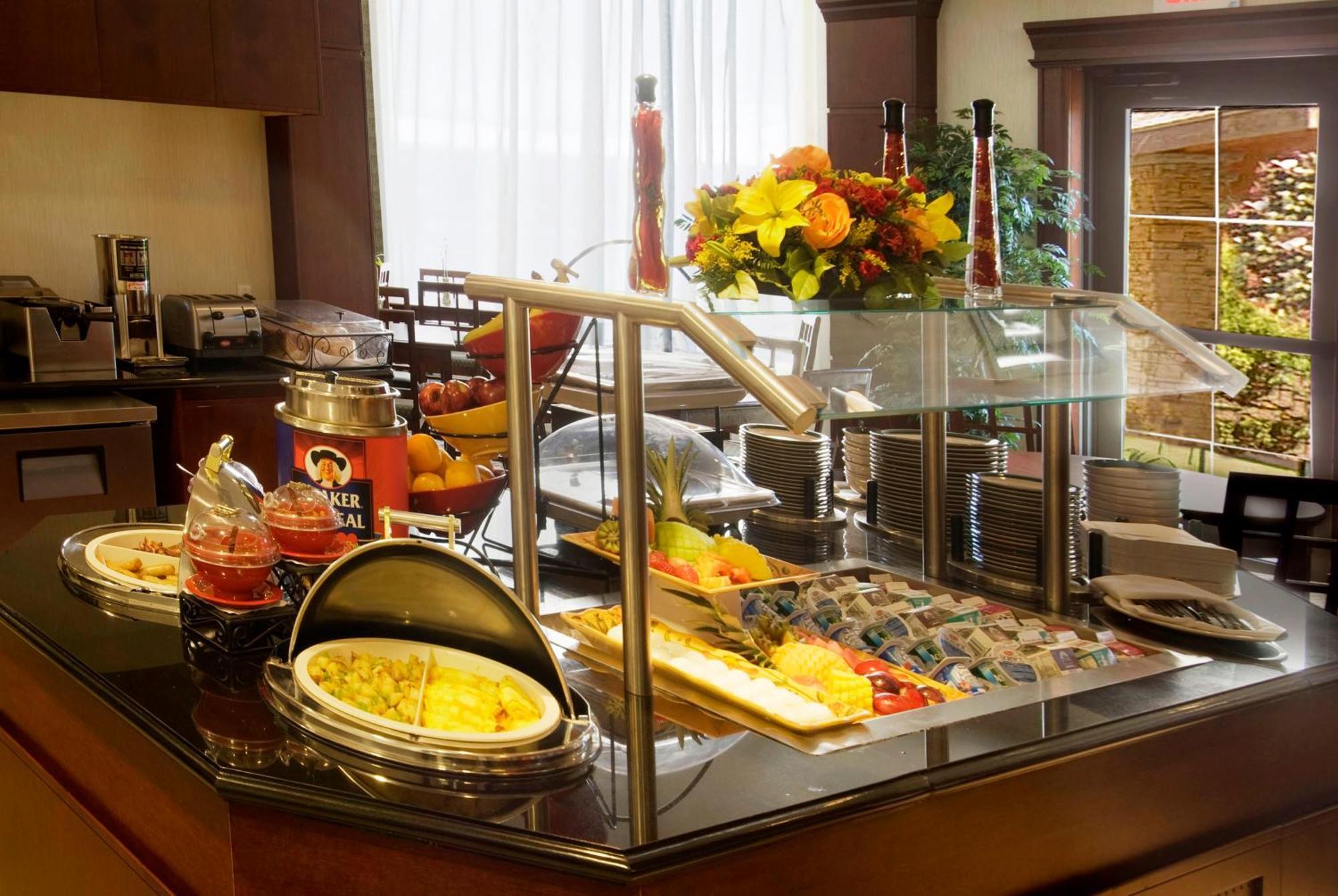 Staybridge Suites Oakville Burlington By Ihg Esterno foto