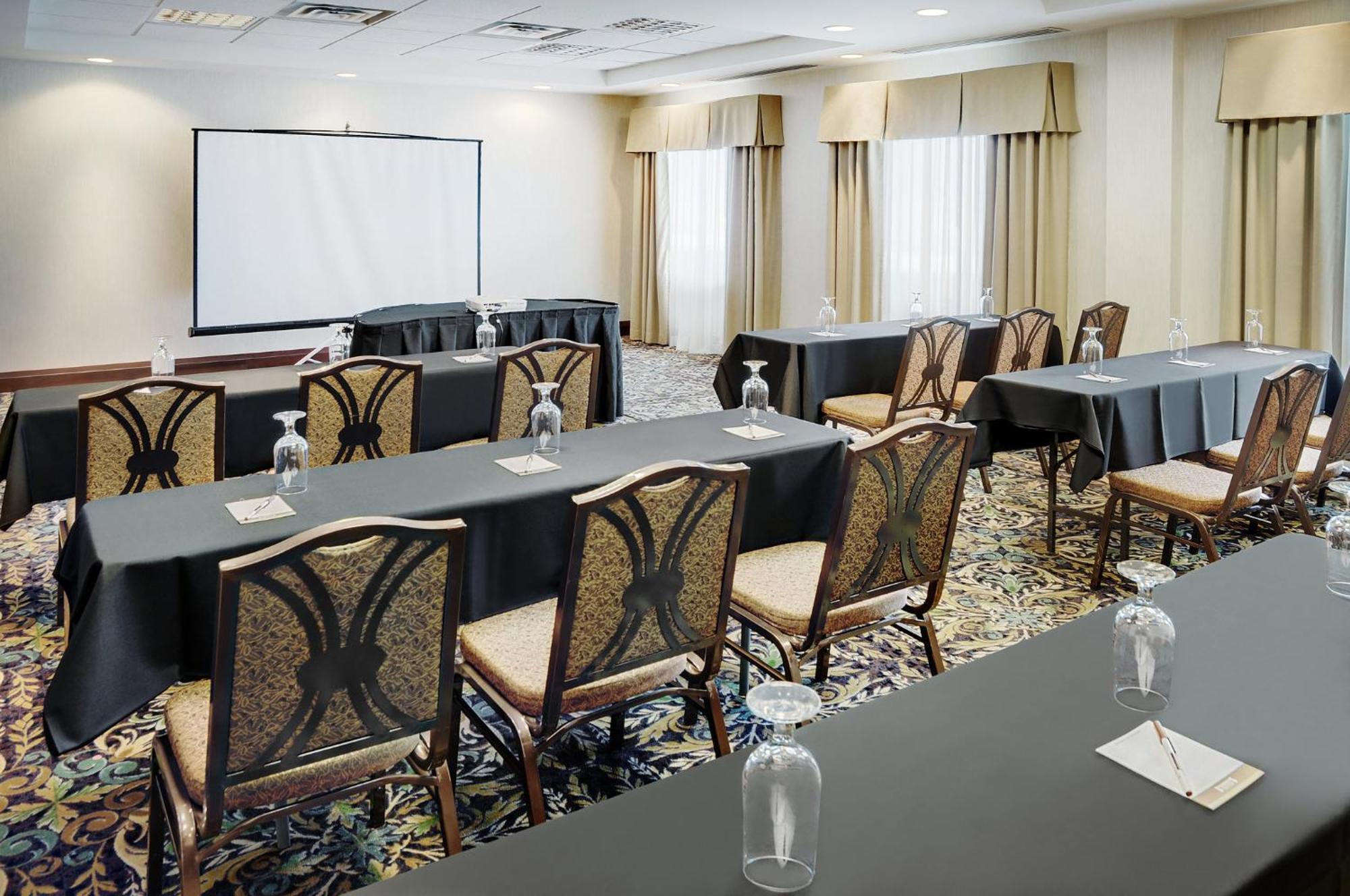 Staybridge Suites Oakville Burlington By Ihg Esterno foto