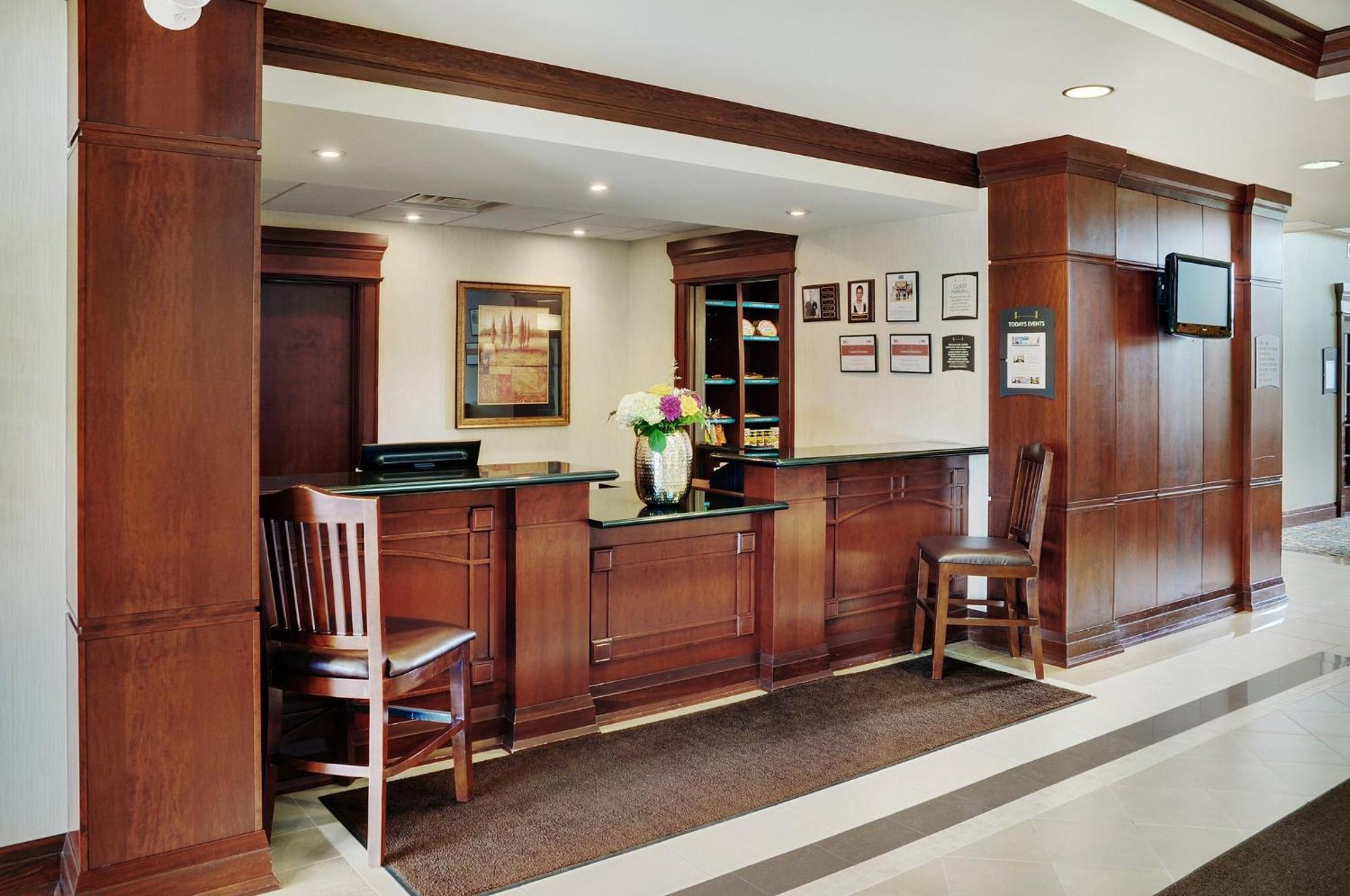 Staybridge Suites Oakville Burlington By Ihg Esterno foto