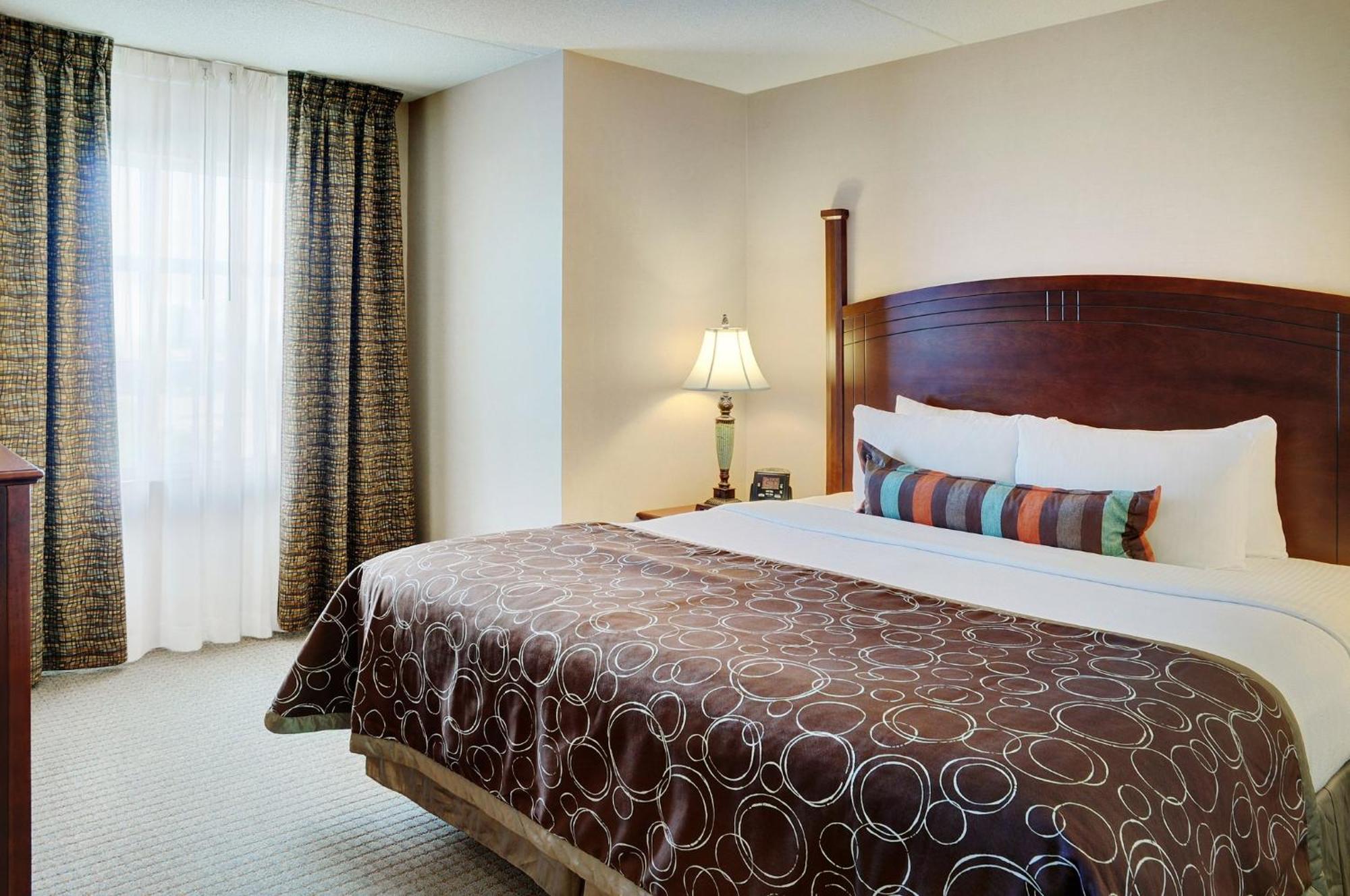 Staybridge Suites Oakville Burlington By Ihg Esterno foto