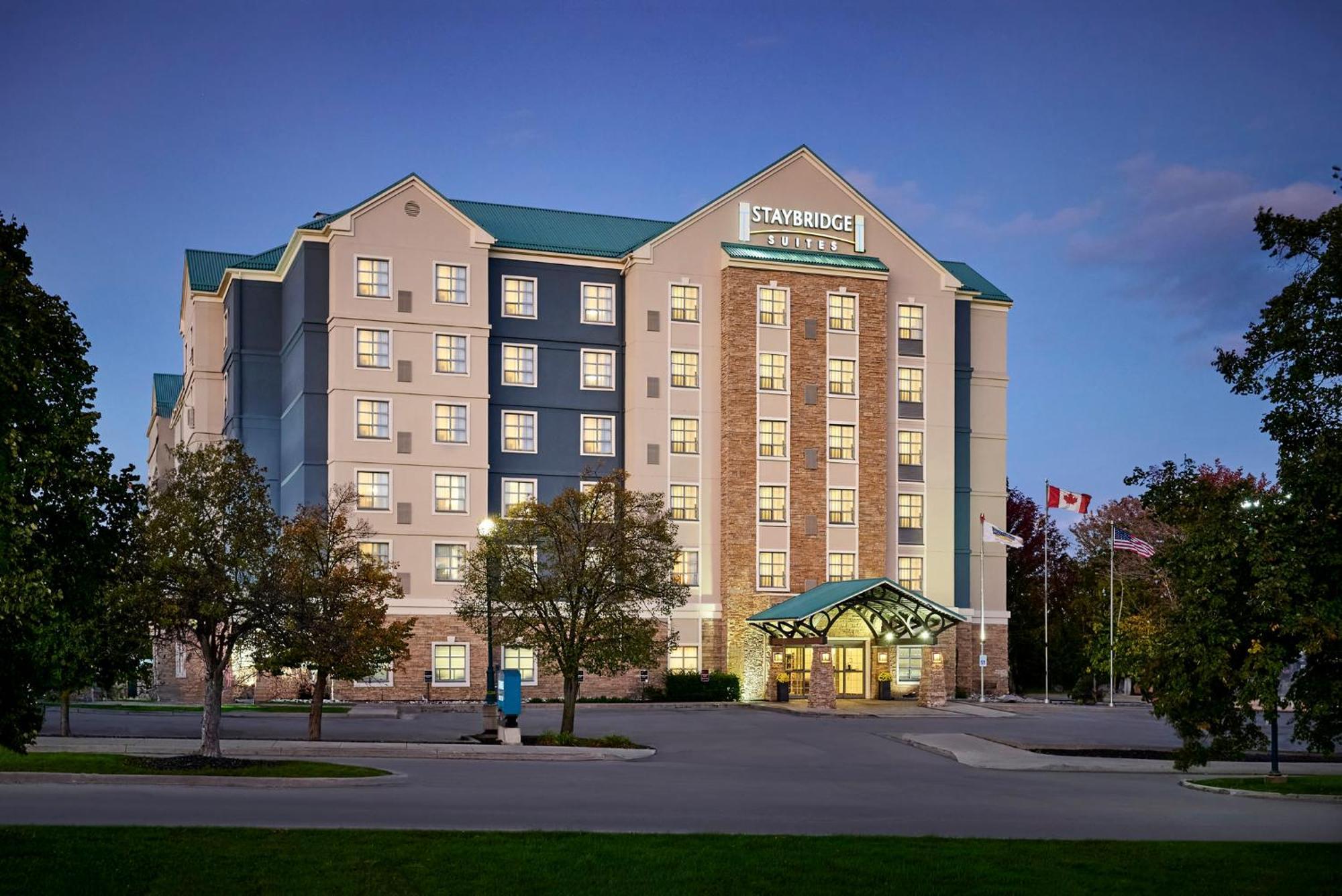 Staybridge Suites Oakville Burlington By Ihg Esterno foto