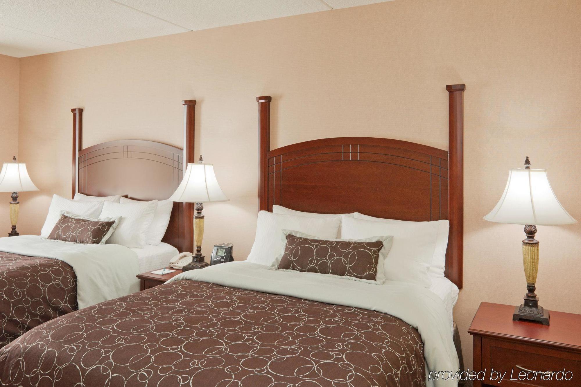 Staybridge Suites Oakville Burlington By Ihg Esterno foto