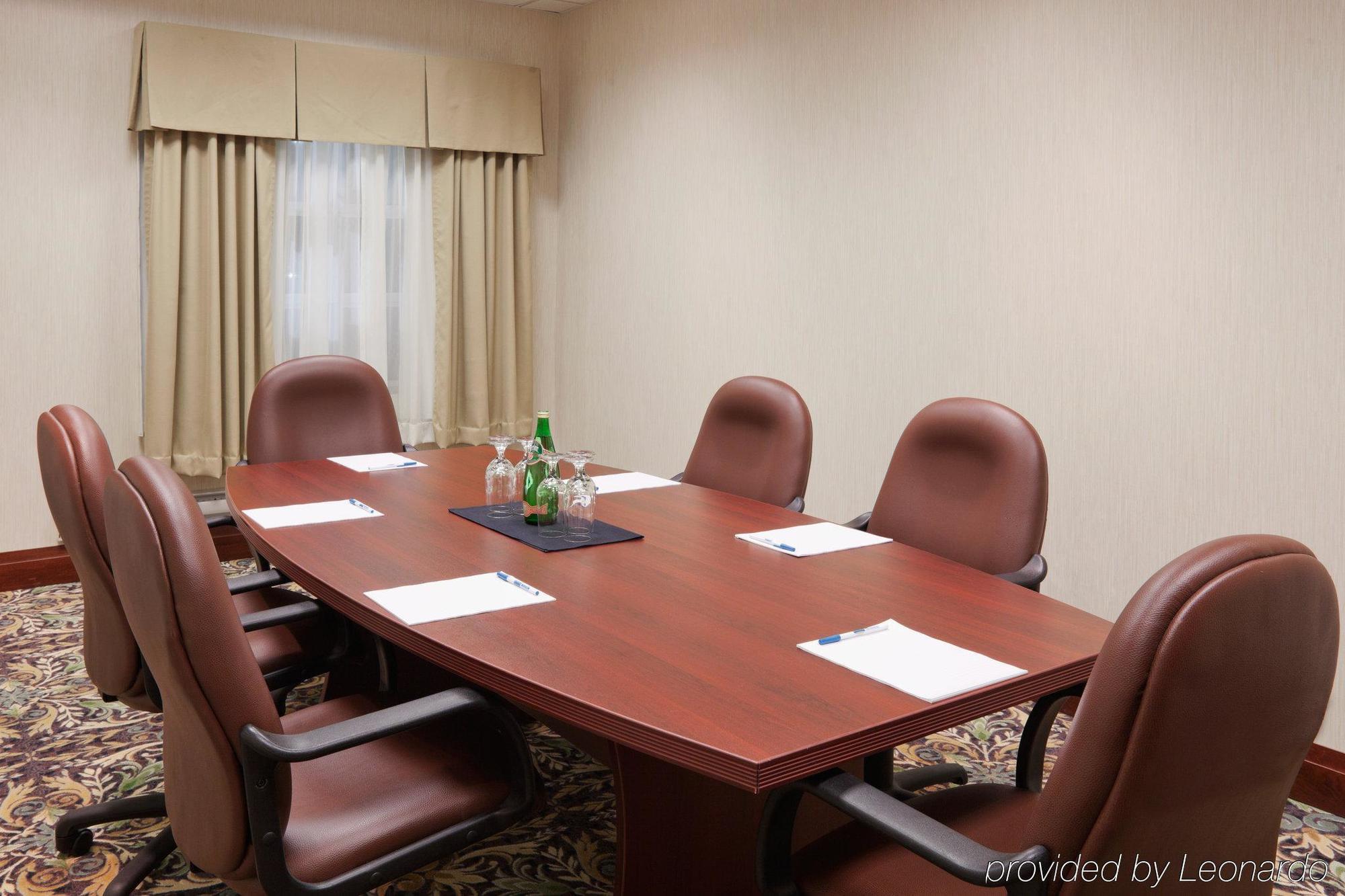 Staybridge Suites Oakville Burlington By Ihg Esterno foto